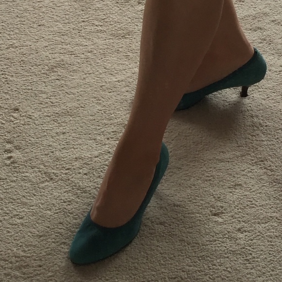 Le Saunda | Suede Low Heel Turquoise Size 6 - Picture 4 of 4